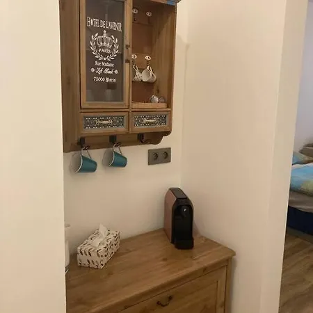 Appartamento Komfortny A407 V Centre Nr, Bez Kuchyne, Parkovisko Zdarma Nitra
