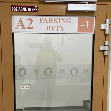 Komfortny A407 V Centre Nr, Bez Kuchyne, Parkovisko Zdarma *