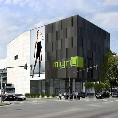 Apartment Komfortny A407 V Centre Nr, Bez Kuchyne, Parkovisko Zdarma *